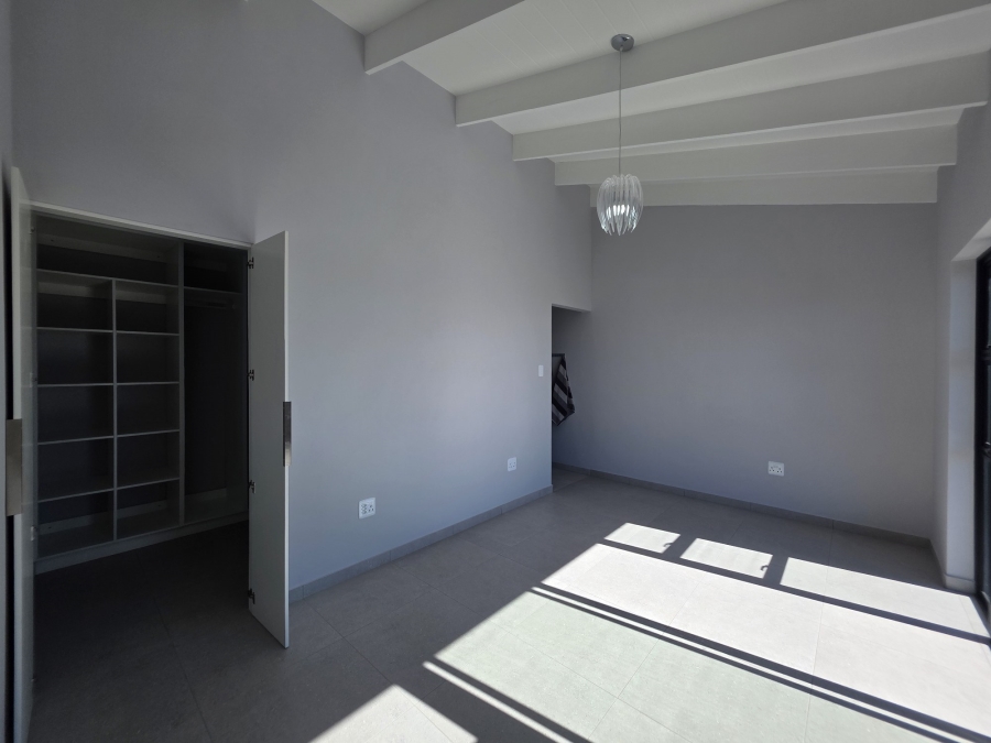3 Bedroom Property for Sale in Wavecrest Eastern Cape